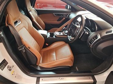 2018 Jaguar F-Type R-dynamic pictures