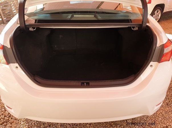 2017 Toyota Corolla 1.6i Esteem pictures