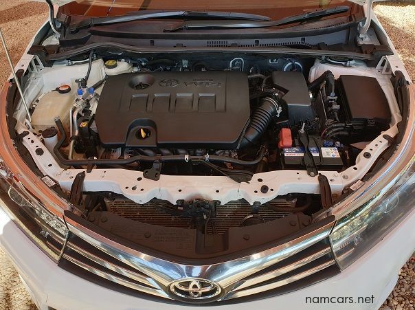 2017 Toyota Corolla 1.6i Esteem pictures