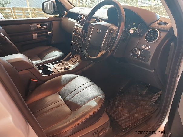 2014 Land Rover Discovery 4 SE SD pictures