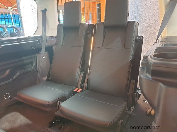 2014 Land Rover Discovery 4 SE SD pictures