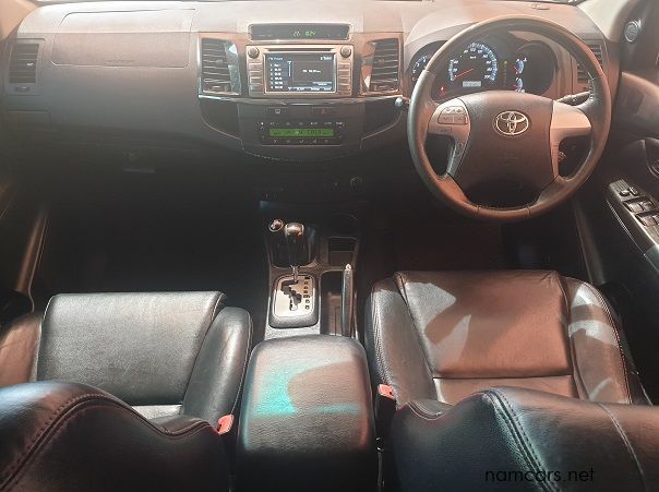 2015 Toyota Fortuner 3.0 D4D A/T 4x4 pictures