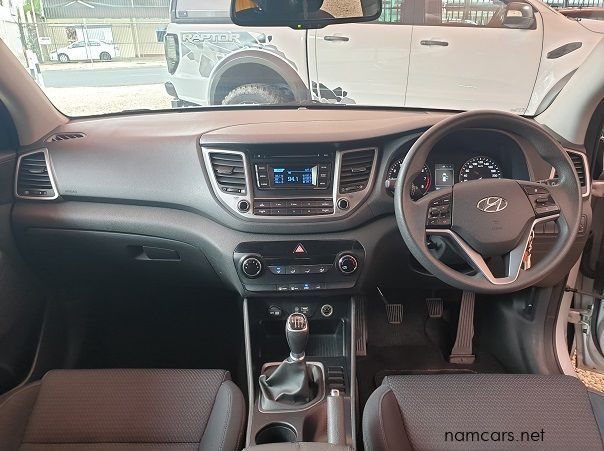 2016 Hyundai Tucson 2.0 Premium pictures