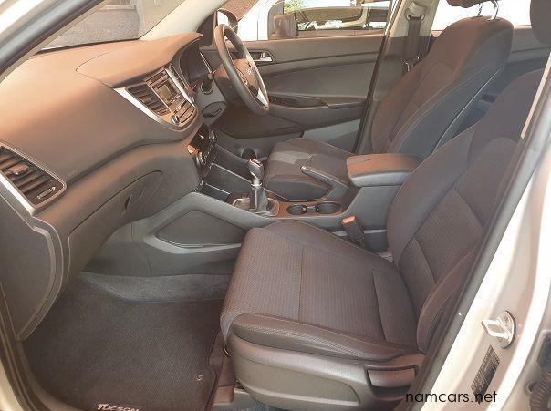 2016 Hyundai Tucson 2.0 Premium pictures