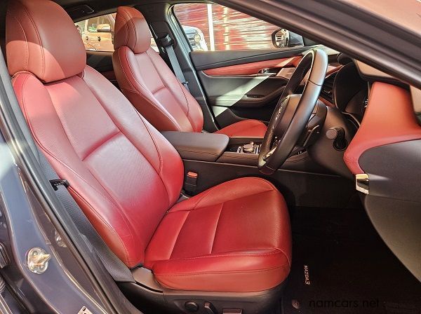 2021 Mazda Astina 2.0 Carbon Eddition pictures