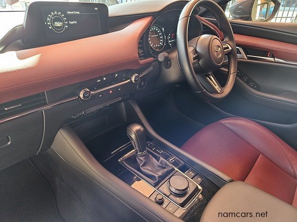 2021 Mazda Astina 2.0 Carbon Eddition pictures