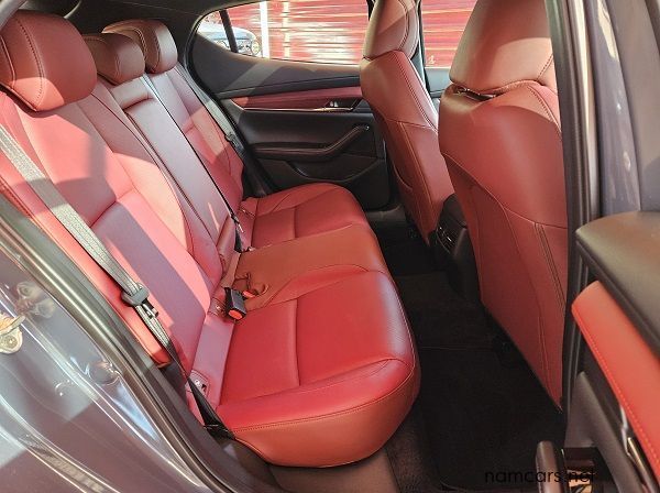 2021 Mazda Astina 2.0 Carbon Eddition pictures