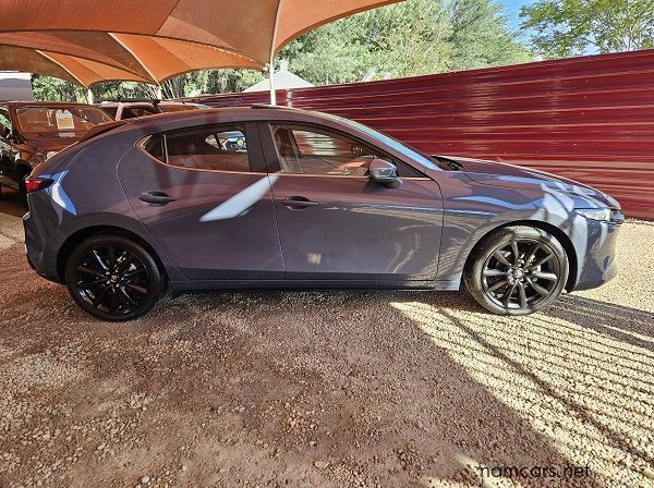 2021 Mazda Astina 2.0 Carbon Eddition pictures