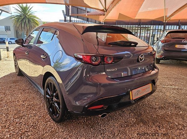 2021 Mazda Astina 2.0 Carbon Eddition pictures