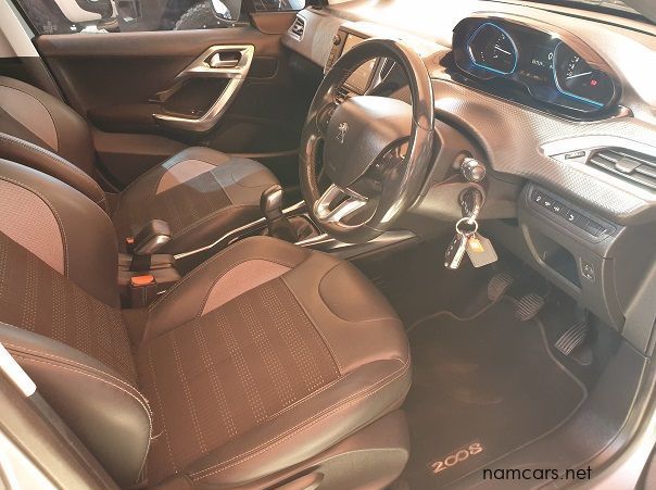 2015 Peugeot 2008 1.6 VTI Alure pictures