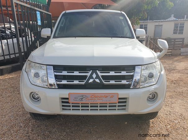 2012 Mitsubishi Pajero 3.0 V6 Exceed pictures