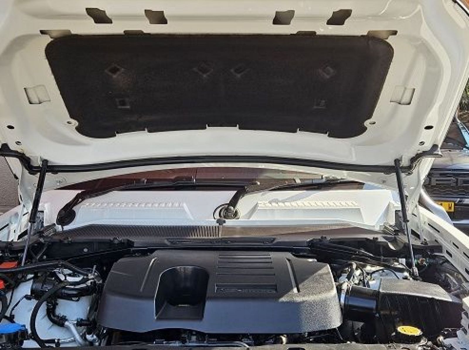 2021 Land Rover Defender 110 P400 HSE (294kw) pictures