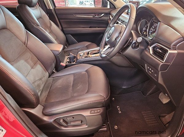 2021 Mazda CX-5 Carbon Edition pictures