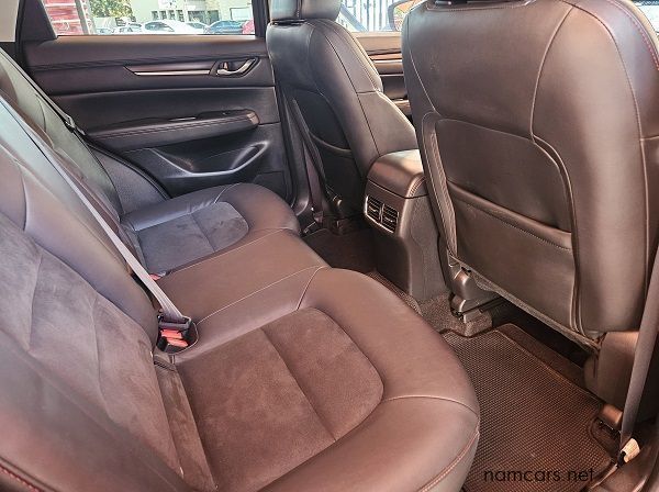 2021 Mazda CX-5 Carbon Edition pictures