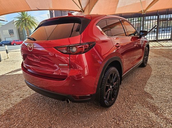 2021 Mazda CX-5 Carbon Edition pictures