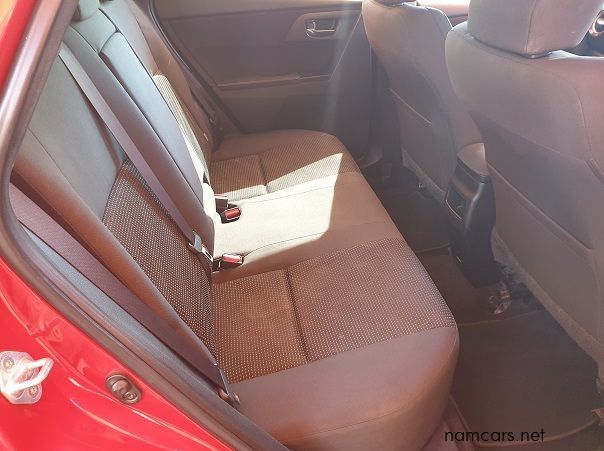 2014 Toyota Auris 1.6 Xi pictures