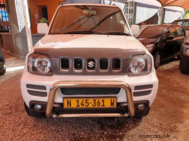 2012 Suzuki Jimny 1.3 Man 4x4 pictures