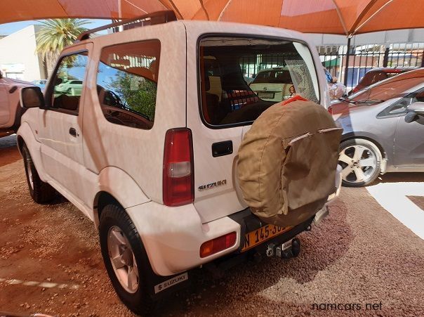 2012 Suzuki Jimny 1.3 Man 4x4 pictures