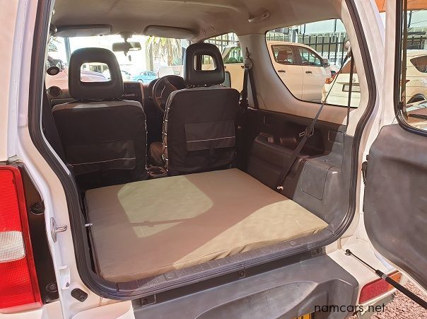 2012 Suzuki Jimny 1.3 Man 4x4 pictures