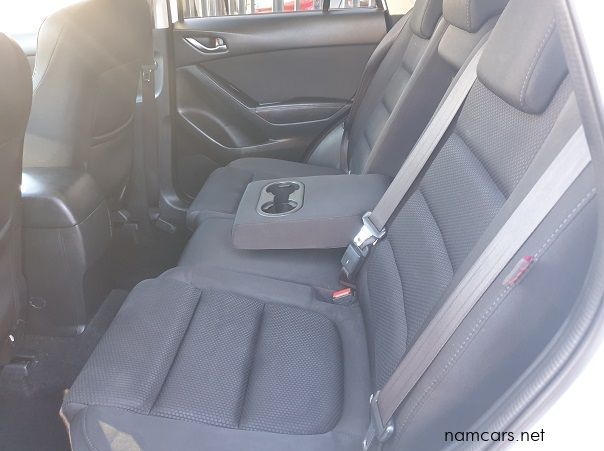 2016 Mazda CX-5 SkyActive D pictures