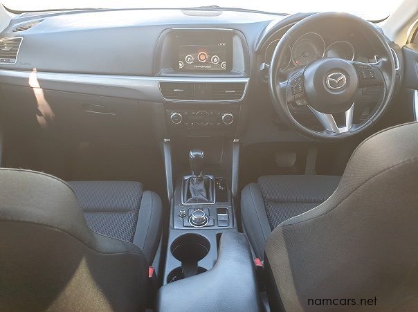 2016 Mazda CX-5 SkyActive D pictures