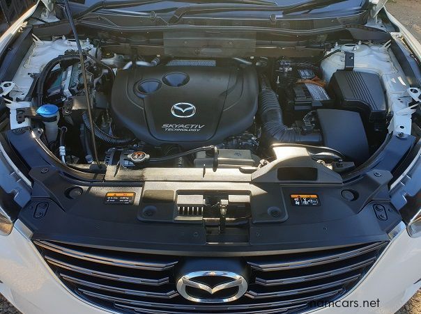 2016 Mazda CX-5 SkyActive D pictures