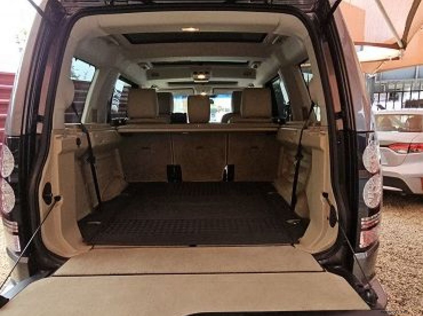 2015 Land Rover Discovery 4 HSE pictures