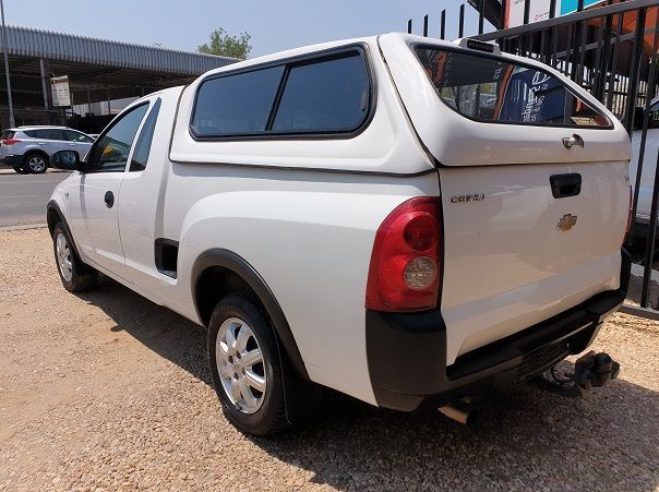 2011 Opel Corsa pictures