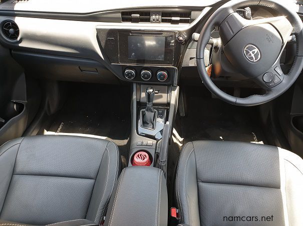 2019 Toyota Corolla Prestige pictures