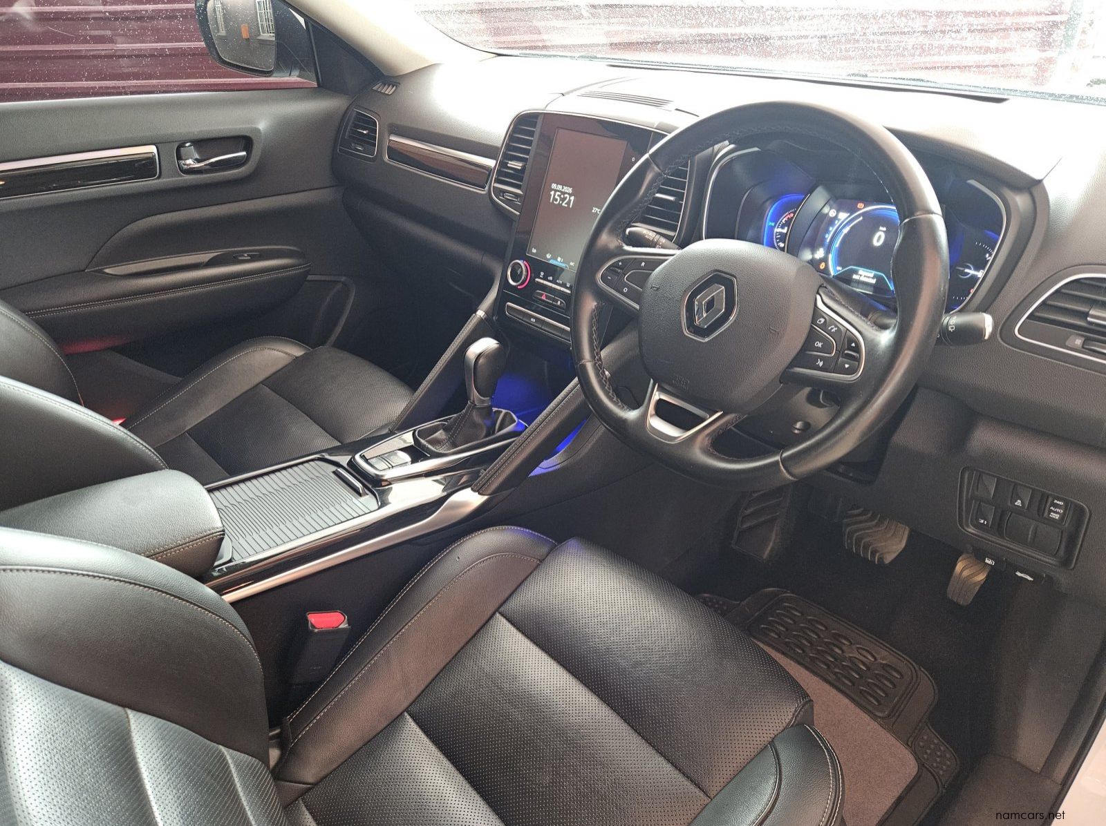 2019 Renault Koleos Dynamique pictures