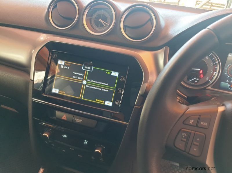 2019 Suzuki Vitara 1.6 Plus pictures