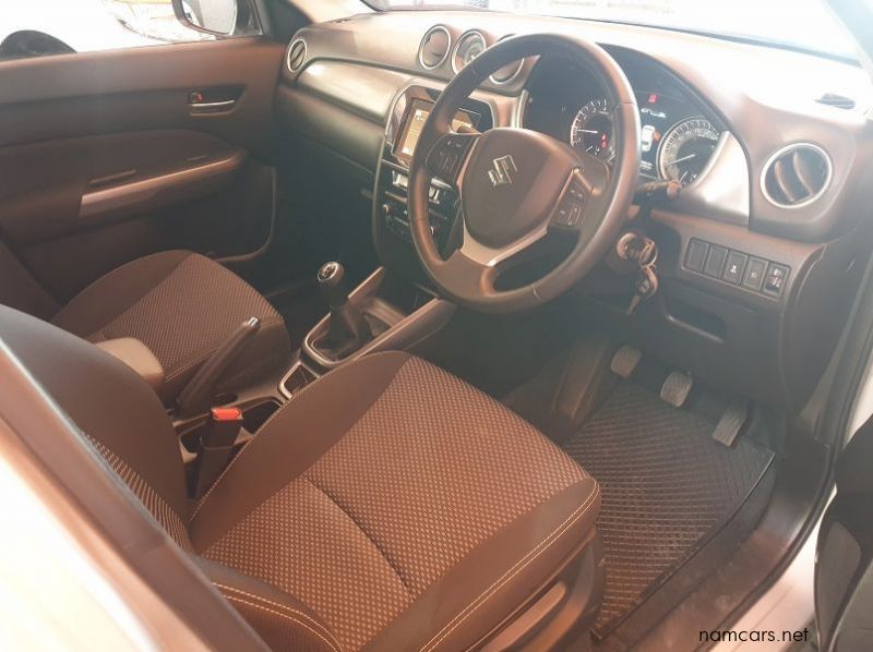 2019 Suzuki Vitara 1.6 Plus pictures