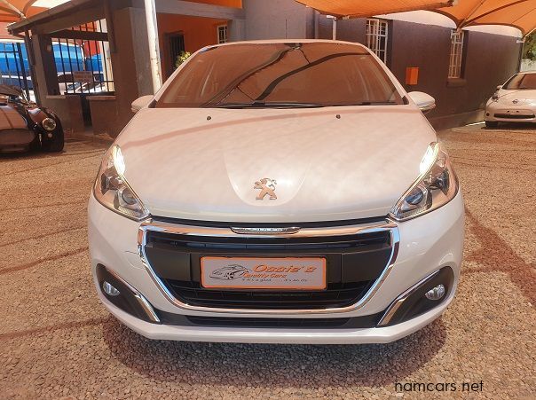 2018 Peugeot 208 Active Puretech pictures