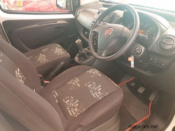 2013 Fiat Fiorino P/V pictures