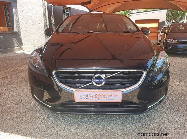 2014 Volvo V40 D2 pictures