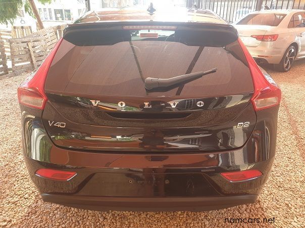 2014 Volvo V40 D2 pictures