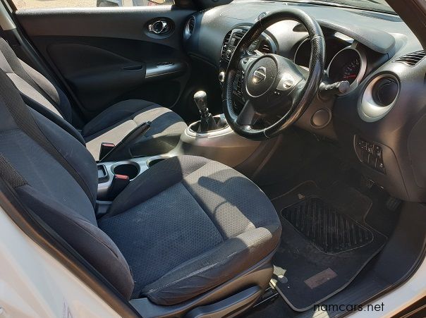 2011 Nissan Juke 1.6 T Acenta pictures