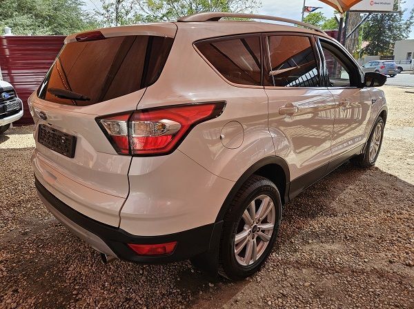 2020 Ford Kuga Ecoboost 1.5i Trend pictures