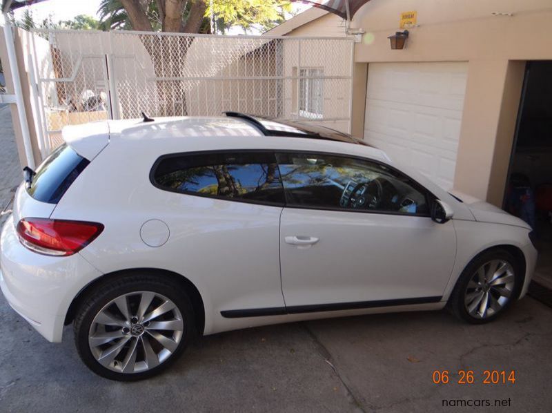 2010 Volkswagen sceroco TSI pictures