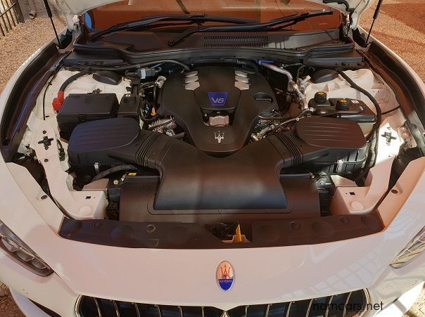 2016 Maserati Ghibli S 3.0 V6 TwinTurbo pictures