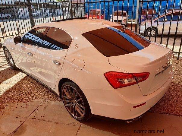 2016 Maserati Ghibli S 3.0 V6 TwinTurbo pictures