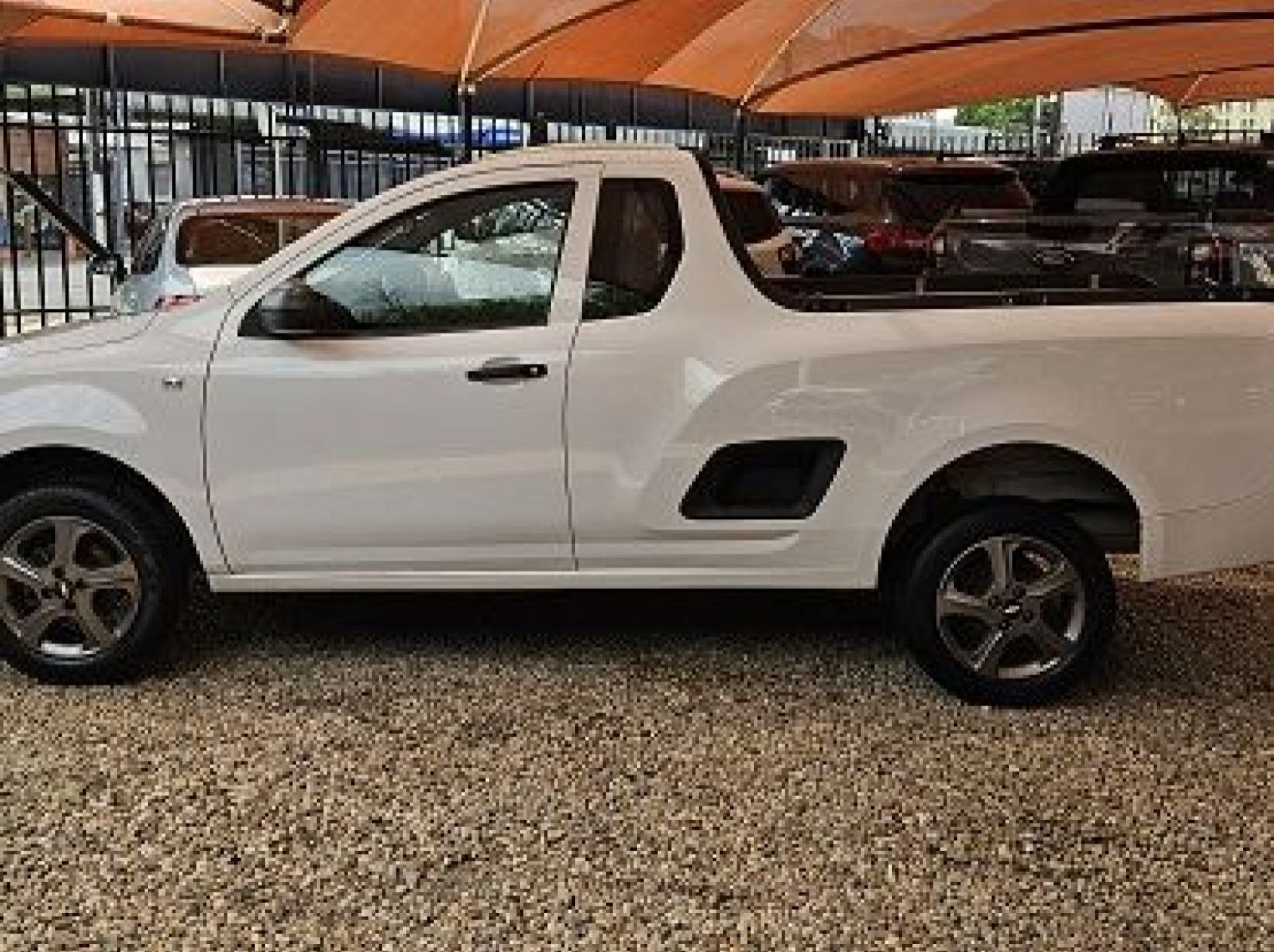 2016 Chevrolet Utility pictures