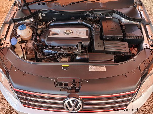 2013 Volkswagen Passat Highline 1.8 TSI pictures