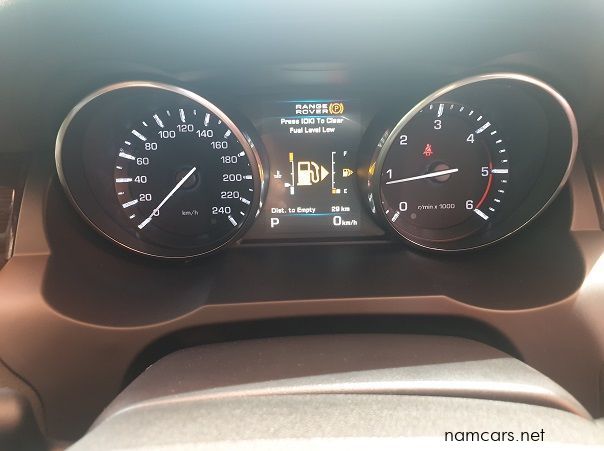 2014 Land Rover Range Rover 2.2 SD4 Evoque pictures