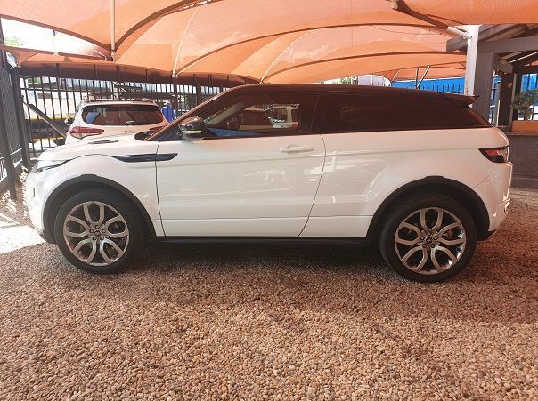 2014 Land Rover Range Rover 2.2 SD4 Evoque pictures