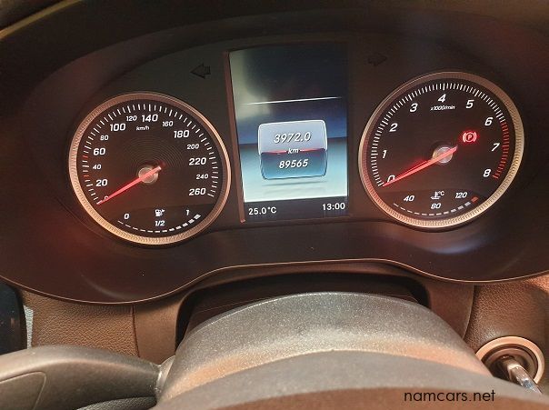 2017 Mercedes-Benz C 180 pictures