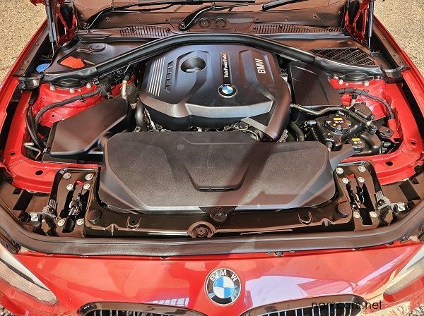 2020 BMW 120i M Sport pictures