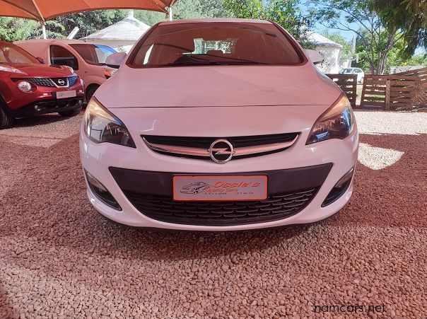 2015 Opel Astra 1.6i Essentia pictures