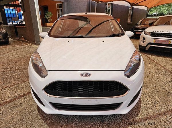 2017 Ford Fiesta Ambiente pictures