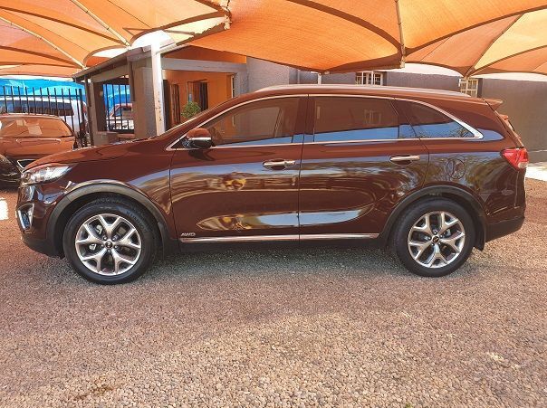 2017 Kia Sorento SXL CRDi AWD 7Seater pictures
